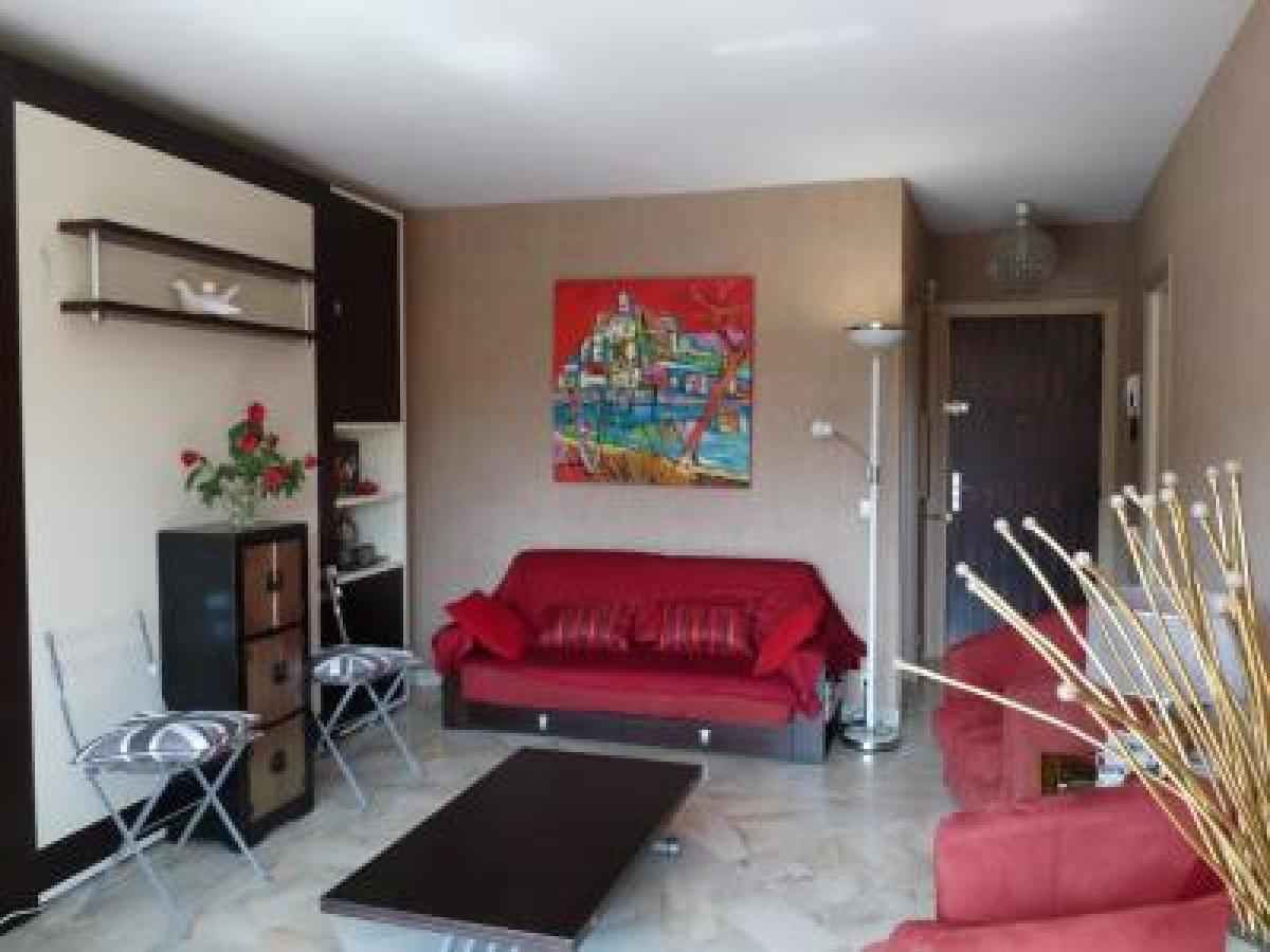 Tassigny Apartamento