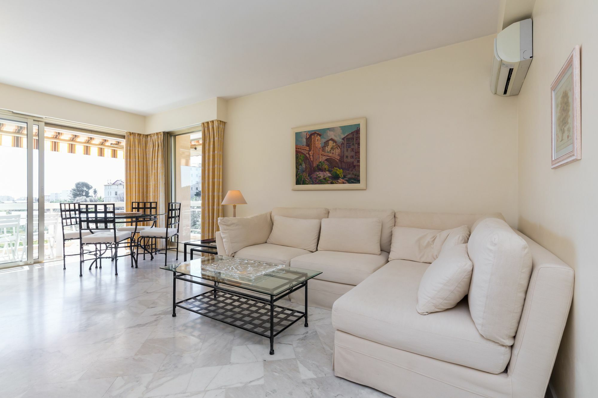 Tassigny Apartamento *